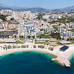 Beachfront Daria Апартаменты